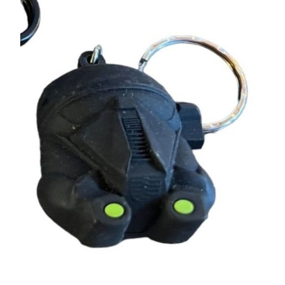 Friends Chandler California Raisin Darth Vader Key Chain Set - Picture 9 of 13